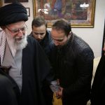 حضور رهبر انقلاب در منزل سردار سلیمانی +عکس اینستاگرام رهبر, اینستاگرام سردار قاسم سلیمانی, بیوگرافی سردار قاسم سلیمانی, خانواده سردار قاسم سلیمانی, دیدار با آیت الله خامنه ای, زندگینامه قاسم سلیمانی, سردار سلیمانی, عکس جدید آیت الله خامنه ای, عکس رهبر, فرزندان سردار سلیمانی, همسر سردار سلیمانی