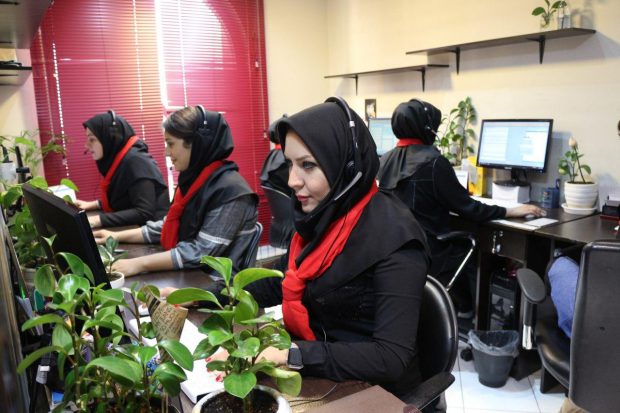 مرکز تماس چطور به فروش بیشتر یک کسب و کار کمک می کند؟ دفتر مجازی