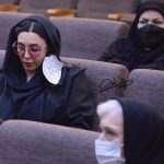 بازیگران در مراسم ختم مادر مارال فرجاد +عکس اینستاگرام مارال فرجاد, عکس های مونا فرجاد, مارال فرجاد, مسجد جامع شهرک غرب, منیژه افشاری کیست, مونا فرجاد, همسر جلیل فرجاد, همسر منیژه افشاری