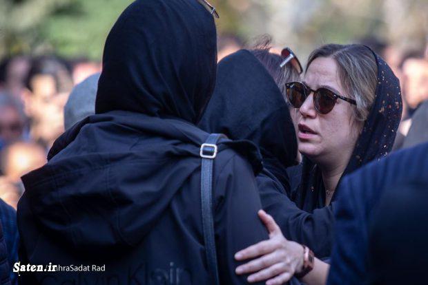 ستاره پسیانی در مراسم تشییع پدرش +عکس اینستاگرام ستاره پسیانی, بیوگرافی ستاره پسیانی, خانواده آتیلا پسیانی, دختر آتیلا پسیانی, ستاره پسیانی, عکس جدید بازیگران