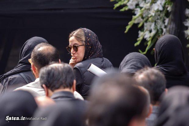 ستاره پسیانی در مراسم تشییع پدرش +عکس اینستاگرام ستاره پسیانی, بیوگرافی ستاره پسیانی, خانواده آتیلا پسیانی, دختر آتیلا پسیانی, ستاره پسیانی, عکس جدید بازیگران